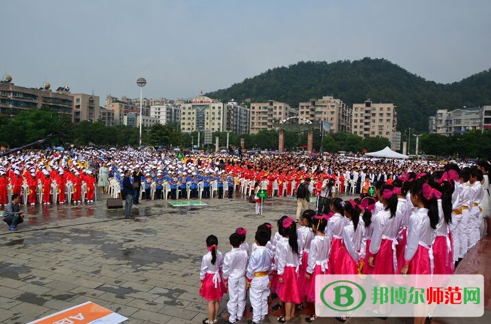 贵阳振华艺术师范职校2023年报名条件、招生要求、招生对象