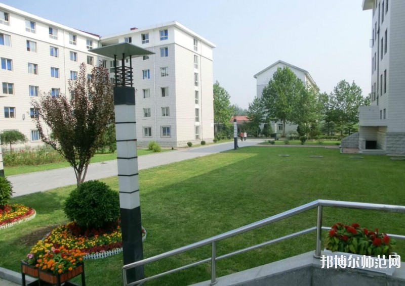 北京城市师范学院航天城校区是几本
