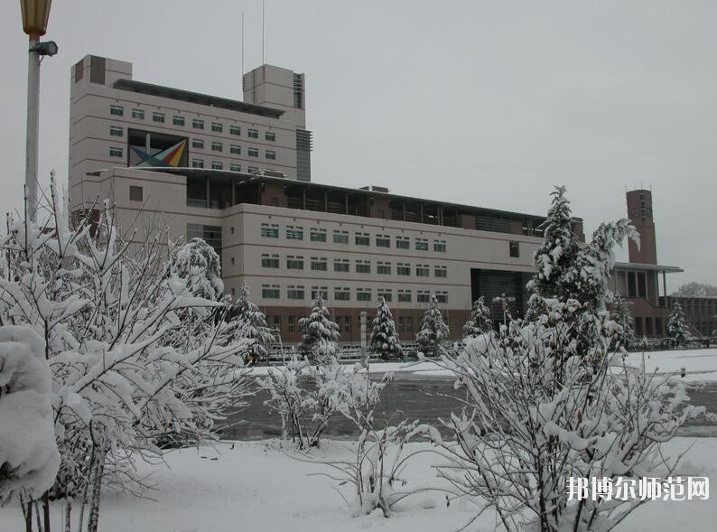 山西大学师范学院招生办联系电话