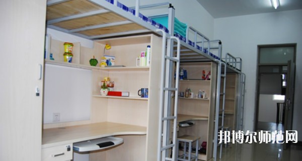 重庆航天师范职业技术学院