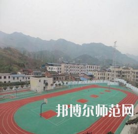 重庆统景幼师职业中学