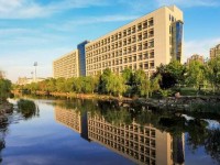 中南财经政法师范大学南湖校区历年录取分数线