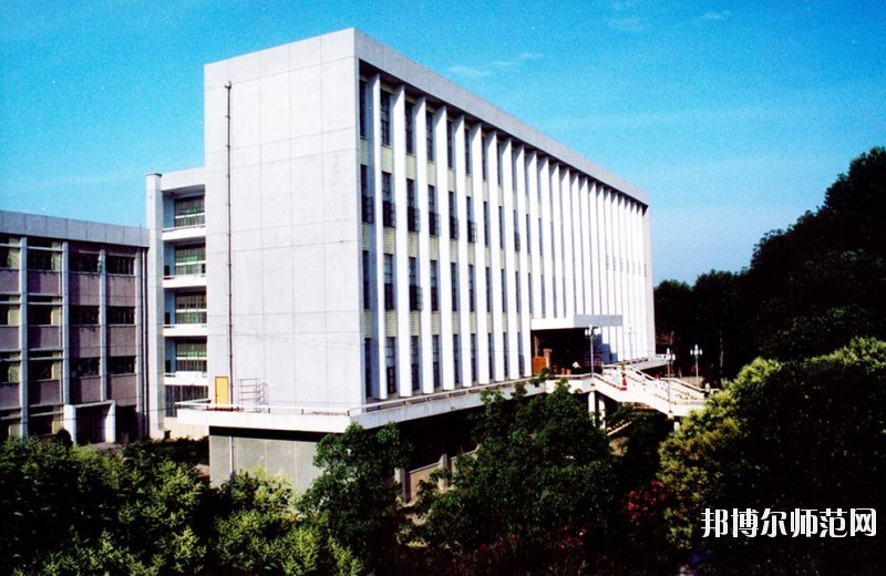 武汉理工师范大学马房山校区是几本