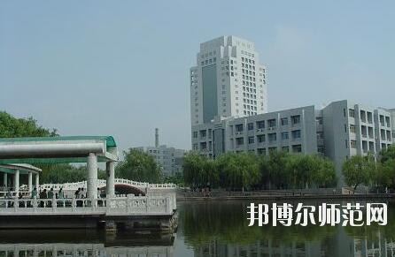 燕山大学里仁师范学院宿舍条件