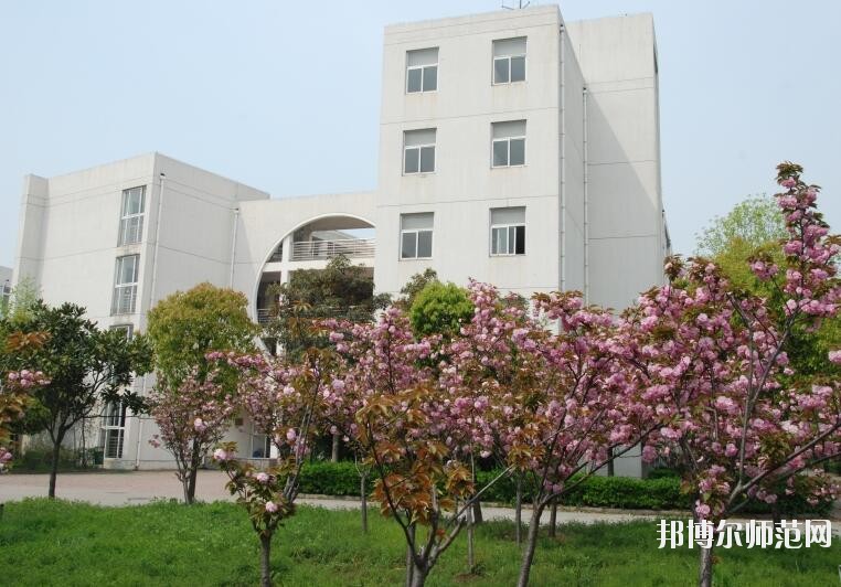 苏州科技师范大学天平学院招生办联系电话