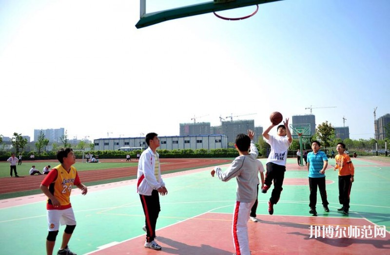 成都机电工程幼儿师范学校2018年报名条件、招生对象