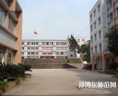 赤水幼师中等职业学校2023年招生办联系电话