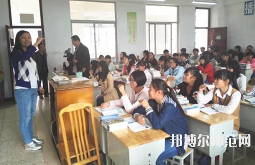 双流成人中等专业幼儿师范学校2020年招生办联系电话