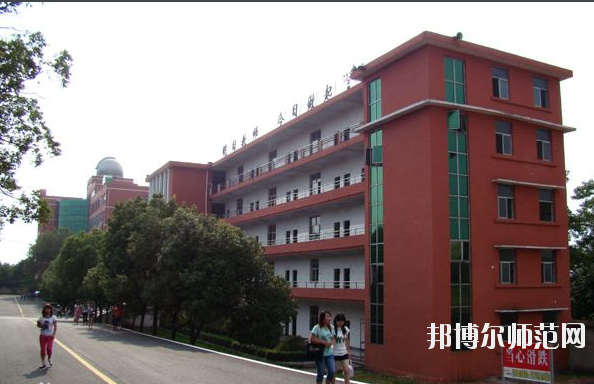 鹰潭职业技术学院