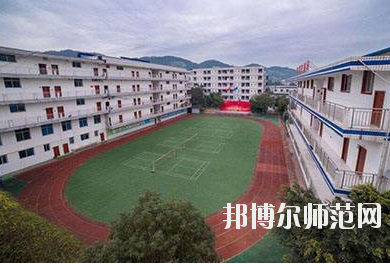 重庆2021年中专幼师学校怎么考大专