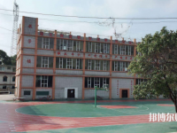 湖南女生上幼师学校学什么好