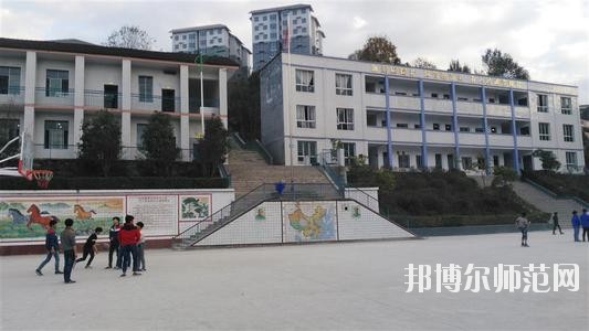 万源第二职业高级幼儿师范中学地址在哪里