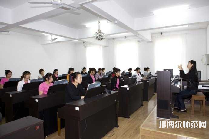 陕西2020年初中生可以学幼师学校吗