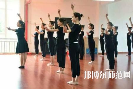 成都2020年初中生报什么幼师学校好