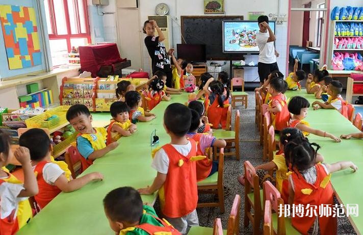 广州2020年女生读什么幼师学校好