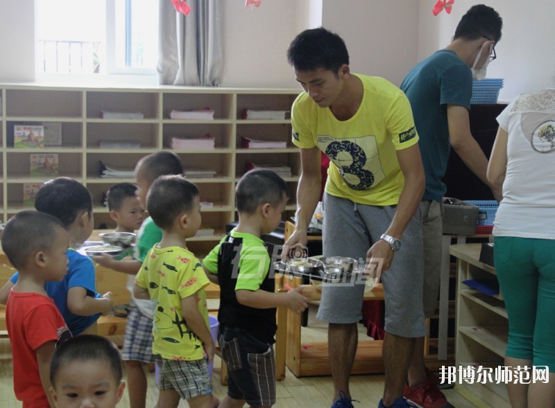 南京2020年男生读幼师学校怎么样