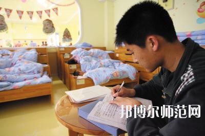 南京2020年男生可以读幼师学校吗
