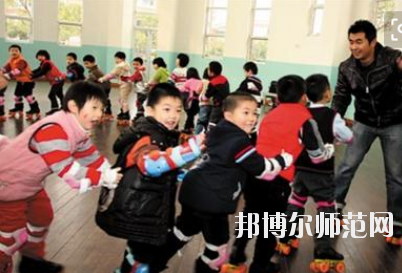 石家庄2020年适合男生的幼师专业