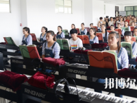 兰州2020年女生学什么幼师学校好