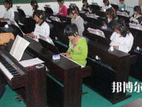 兰州2020年女生读幼师学校学什么专业好