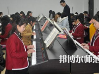 兰州2020年女生读幼师学校学什么好