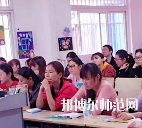 郑州2020年男生可以读幼师学校吗
