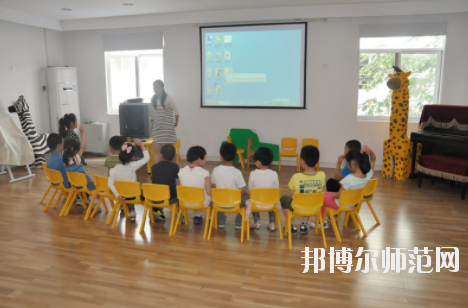 石家庄2020年女生读什么幼师学校