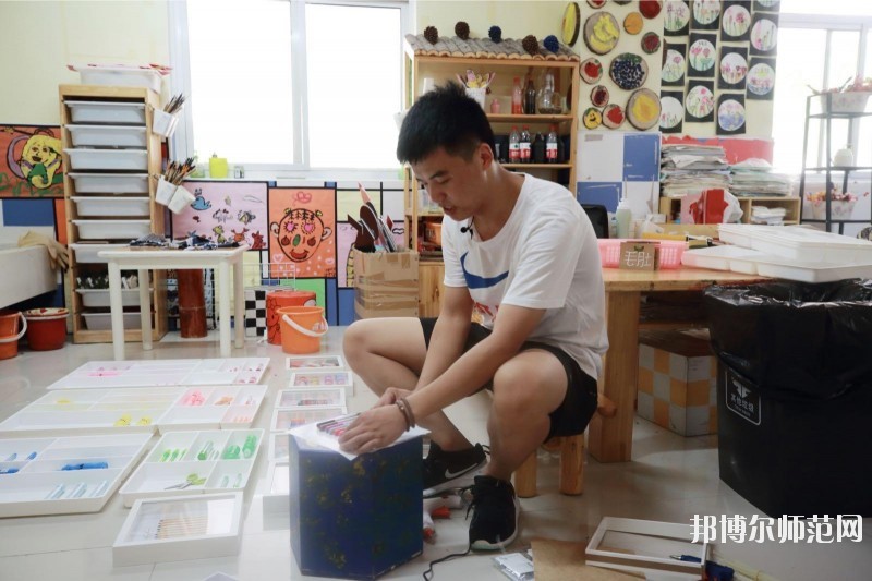 宝鸡2020年男生读什么幼师学校
