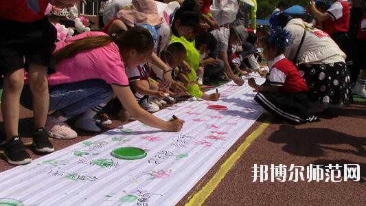 遵义2020年男生上幼师学校学什么专业好