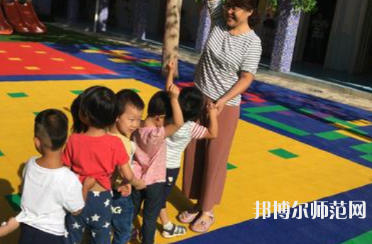 湛江2020年幼师学校和中专有哪些区别