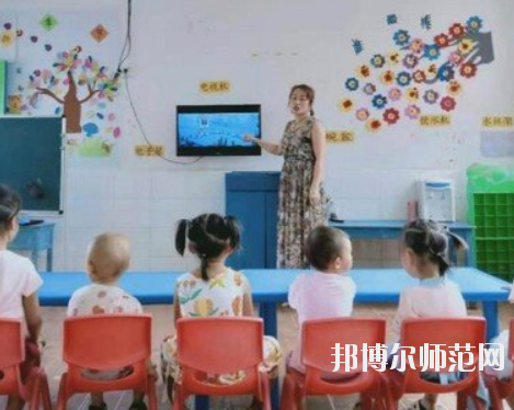 沧州2021年女生读幼师学校学什么专业好