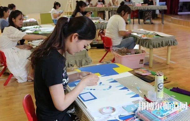 宜昌2021年女生上幼师学校学什么专业好