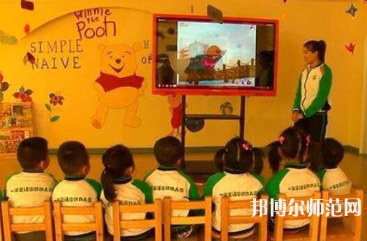 重庆2021年幼师学校学什么专业