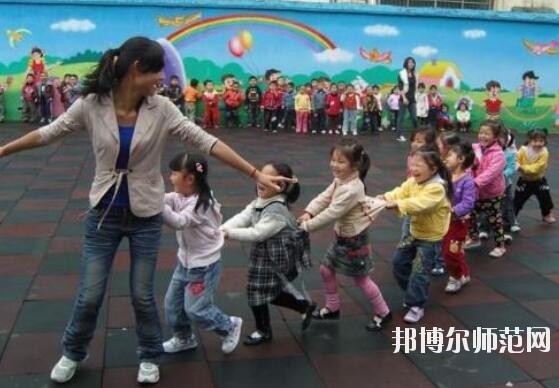 重庆2021年初中生读幼师学校怎么样