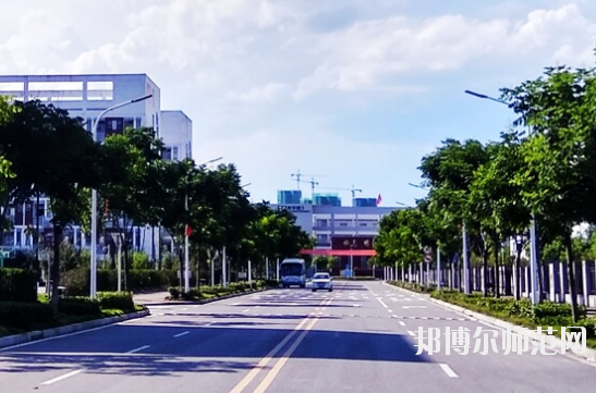 三峡旅游职业技术师范学院3