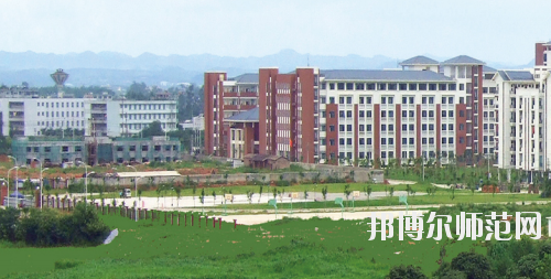 广西民族师范大学相思湖学院网站网址