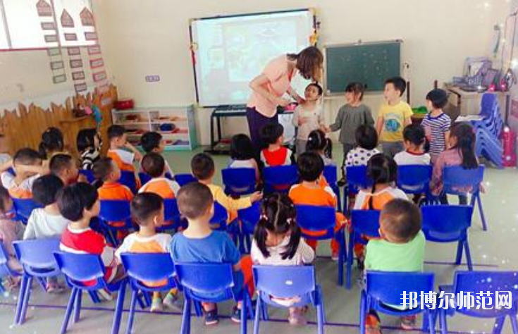 沧州2021年女生可以读幼师学校吗