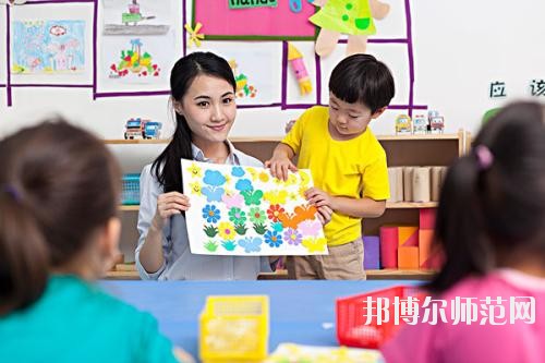 眉山2021年在幼师学校学什么专业好