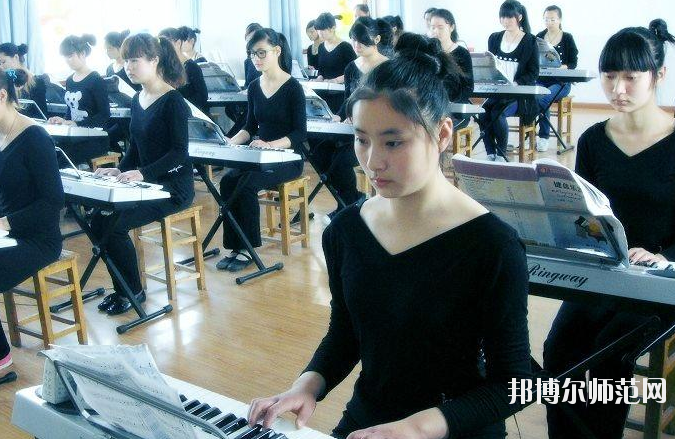 重庆2022年女生学学前教育学校有前途吗