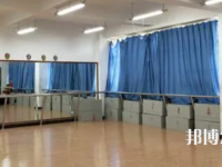 四川2022年女生读小学教育学校有前途吗