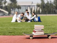 四川师范大学2023年招生办联系电话