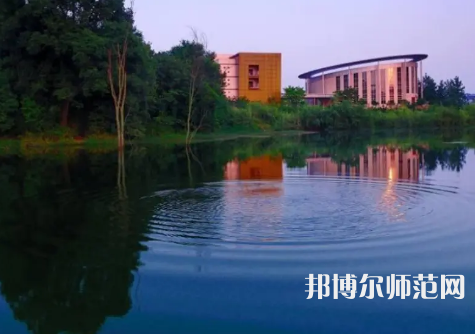 重庆师范大学涉外商贸学院铜梁校区2023年招生计划 