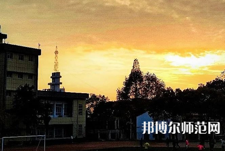 黄冈师范学院2023年报名条件、招生要求、招生对象