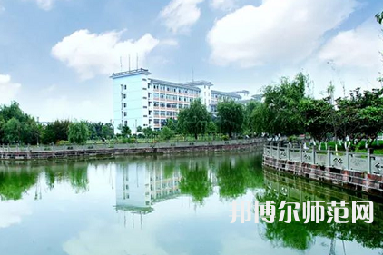 四川爱华幼儿师范学院2023年是几专