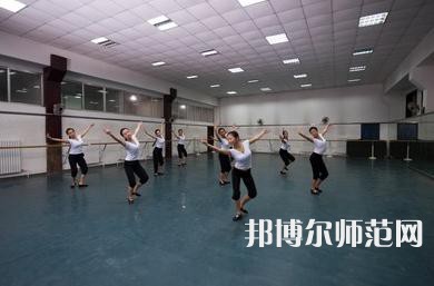 西安建筑科技师范大学雁塔校区2023年学费、收费多少