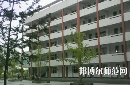 2023年四川省阆中师范学校环境如何