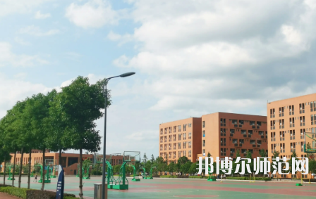 2023年怀化师范高等专科学校环境如何