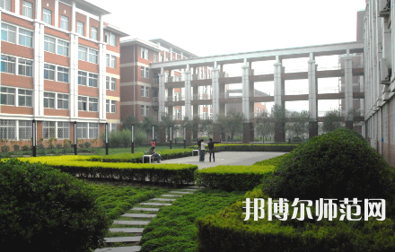 2023年郑州师范学院是民办大学还是公办