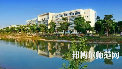 2023年广西民族师范学院最新排名(全国第几)
