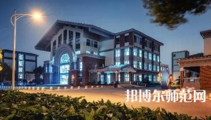 2023年上海师范大学天华学院最新排名(全国排名和地区排名)